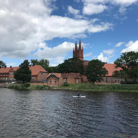 Grosser Familien-wohnwagen - Keine Bauarbeiter-unterkunft!