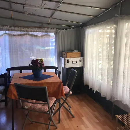 Campsite Grosser Familien-wohnwagen Dobbertin